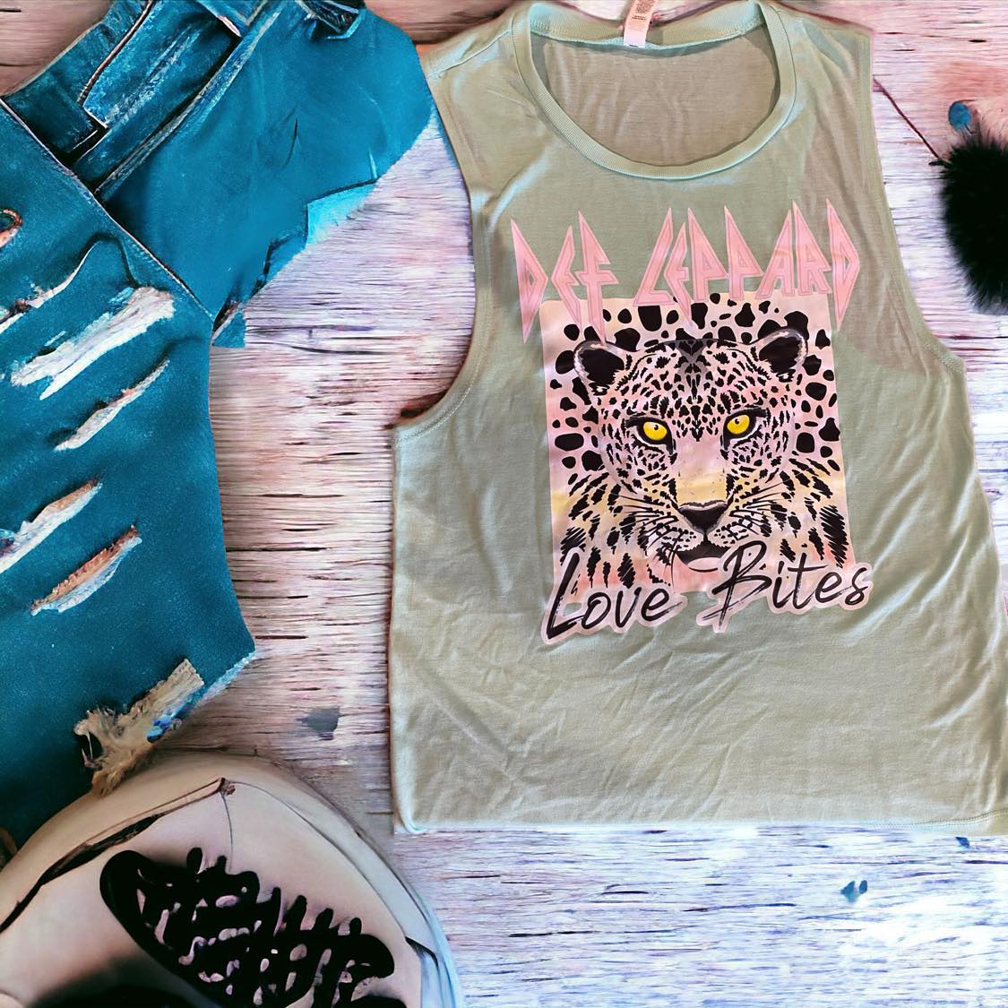 camisole mince avec large ouverture sous les bras de couleur menthe pâle